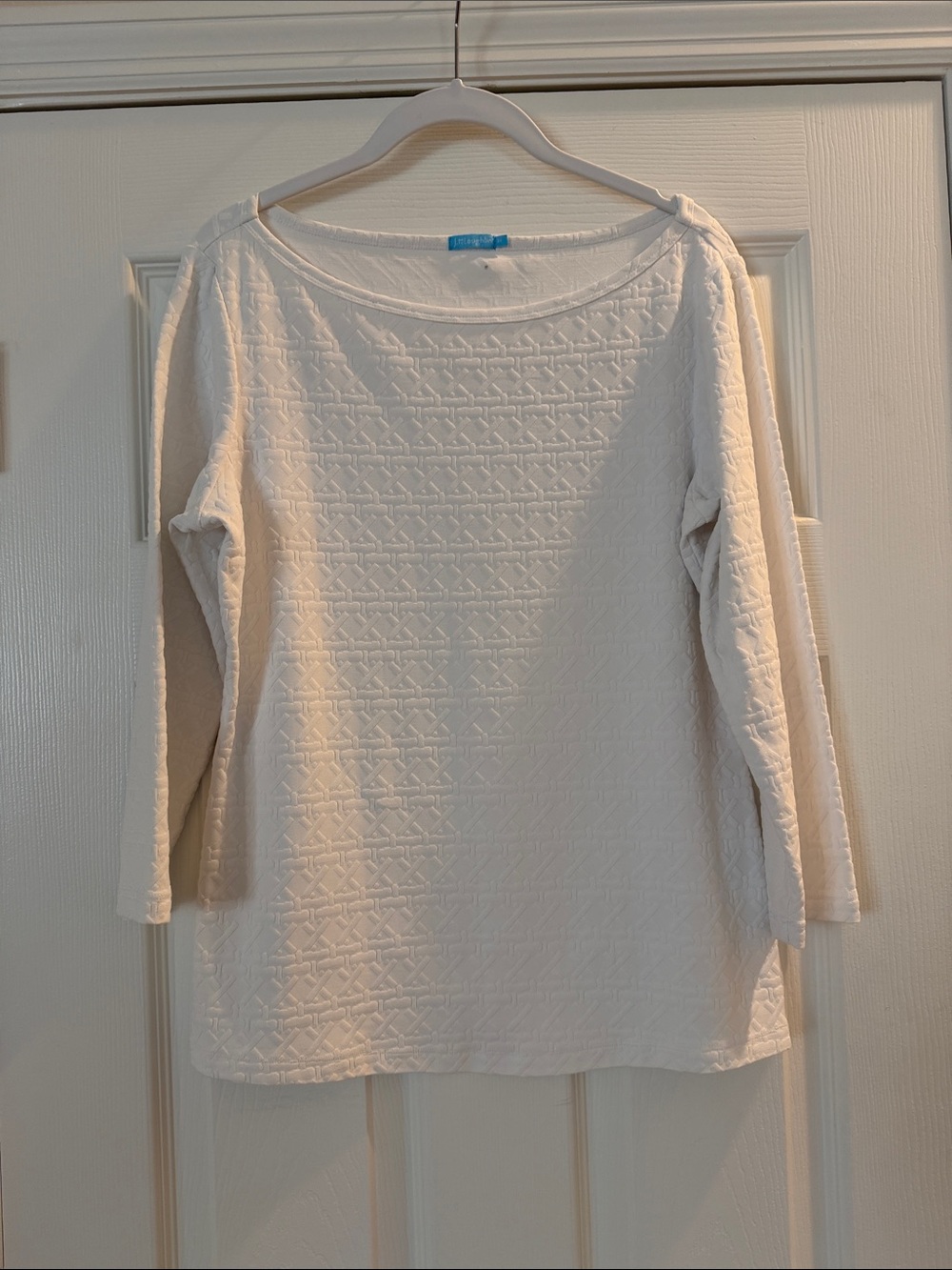 J. McLaughlin White Textured Long Sleeve Tee